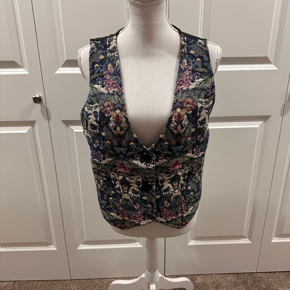 Vintage floral tapestry style embroidered vest size medium Highgate Ltd.